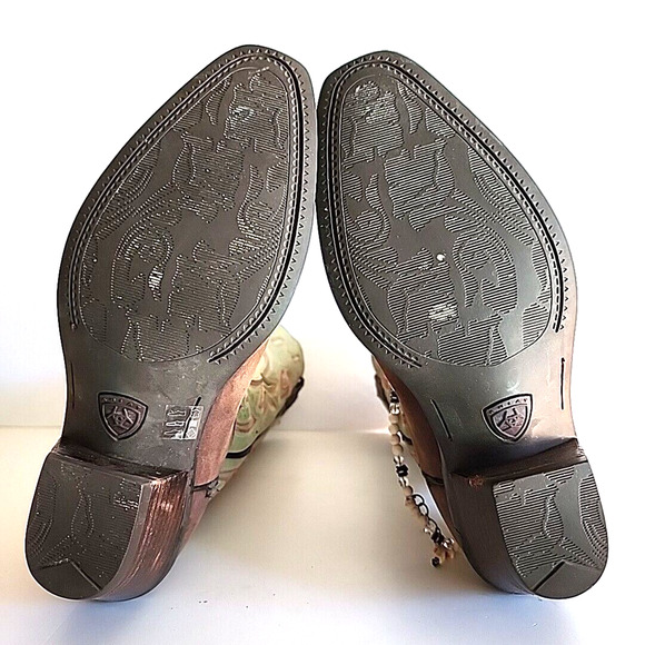 Ariat Green Mid-Calf Boots with Western Flair - Picture 4 of 10